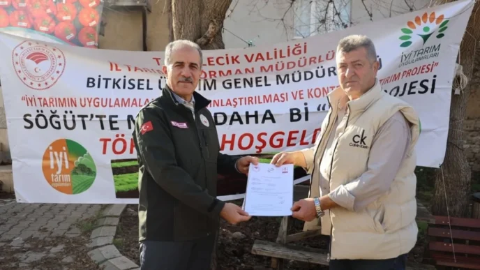 Bilecik Söğüt'te 'Marul Daha Bi İyi' projesi tamamlandı