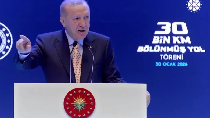Cumhurbaşkanı Erdoğan: Türkiye'yi yeni yollar ve yatırımlarla büyütmeye devam edeceğiz