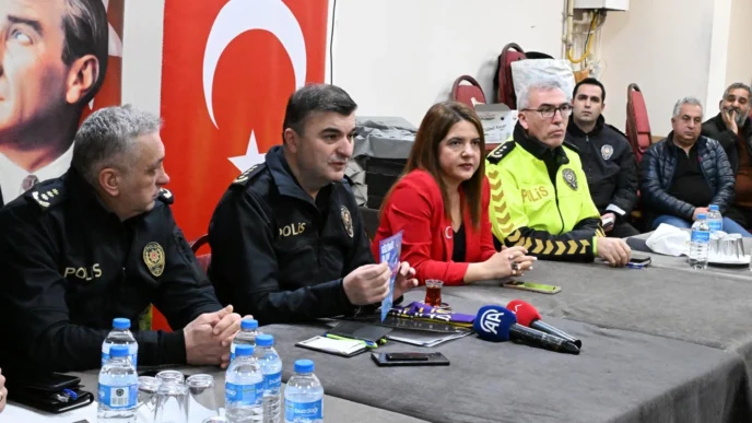 Edirne'de huzur toplantısı... Mahalle sakinleriyle güvenlik değerlendirildi