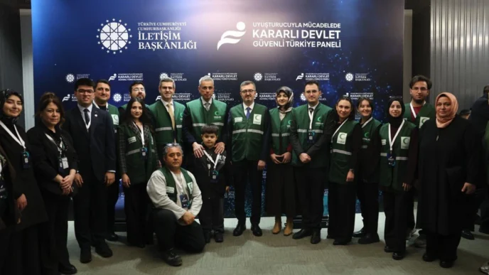 İletişim'den uyuşturucuyla mücadelede 'Kararlı Devlet, Güvenli Türkiye' paneli