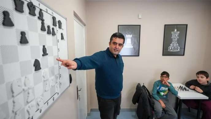 İstanbul Maltepe’de çocuklara satranç kursu