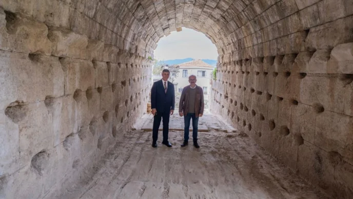 İzmir'de tarihe yol açılıyor