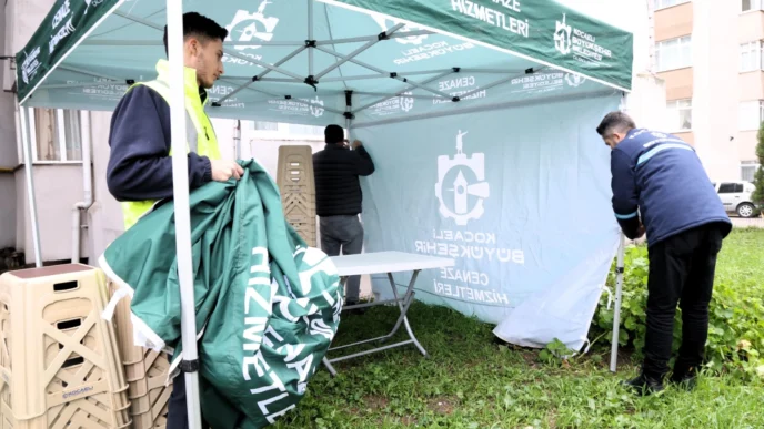 Kocaeli Büyükşehir'de taziye sürecinde de vatandaşın yanında