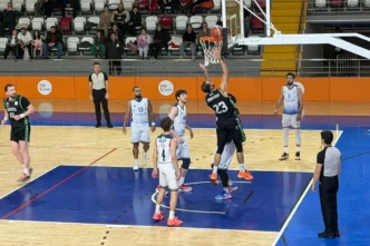 Liderden İstanbul’da gövde gösterisi