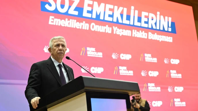 Mansur Yavaş emekliler buluşmasına katıldı