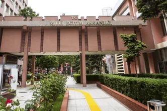 MEB’den 'özel program uygulayan okullara öğrenci seçimi' haberlerine yalanlama