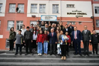 Memduh Büyükkılıç öğrencilerle buluştu