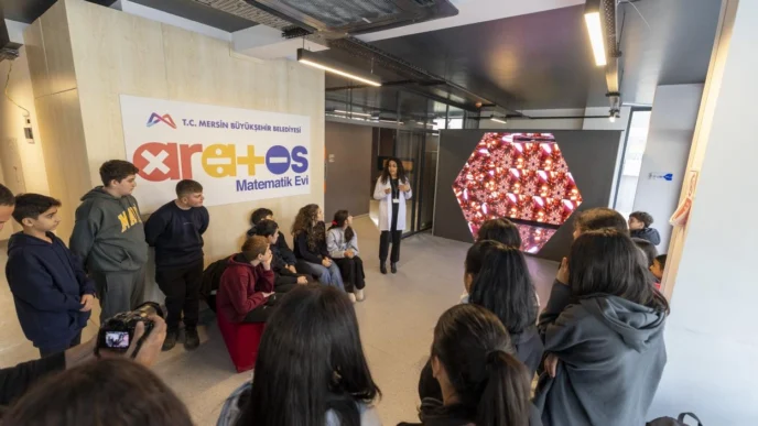 Mersin’de 'Aratos Matematik Evi' binlerce öğrenciyi ağırladı