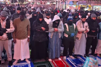 ABD Times Meydanı'nda teravih namazı