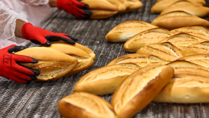 Antalya’da Halk Ekmek’ten 2025’te 5 milyonluk üretim