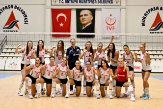 Antalya Muratpaşa'da galibiyet serisi 4'ledi