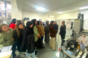 Bursa'da genç tekstilcilerden yerinde eğitim