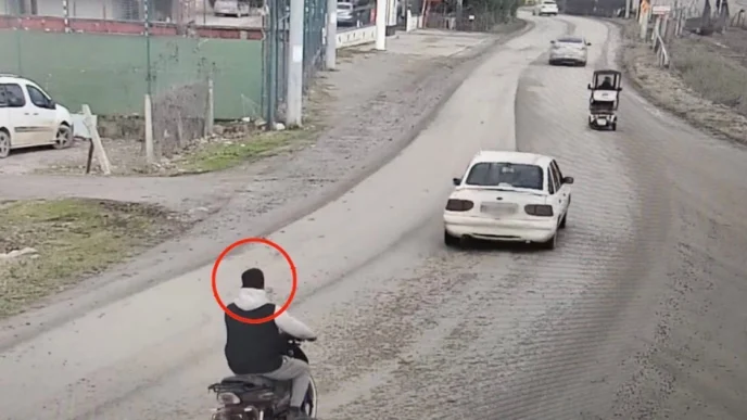 Bursa Jandarma’dan kask takmayan sürücülere ceza