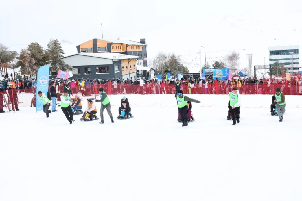 Kayseri Erciyes'te 'Artık Çekilmez Oldun' heyecanı