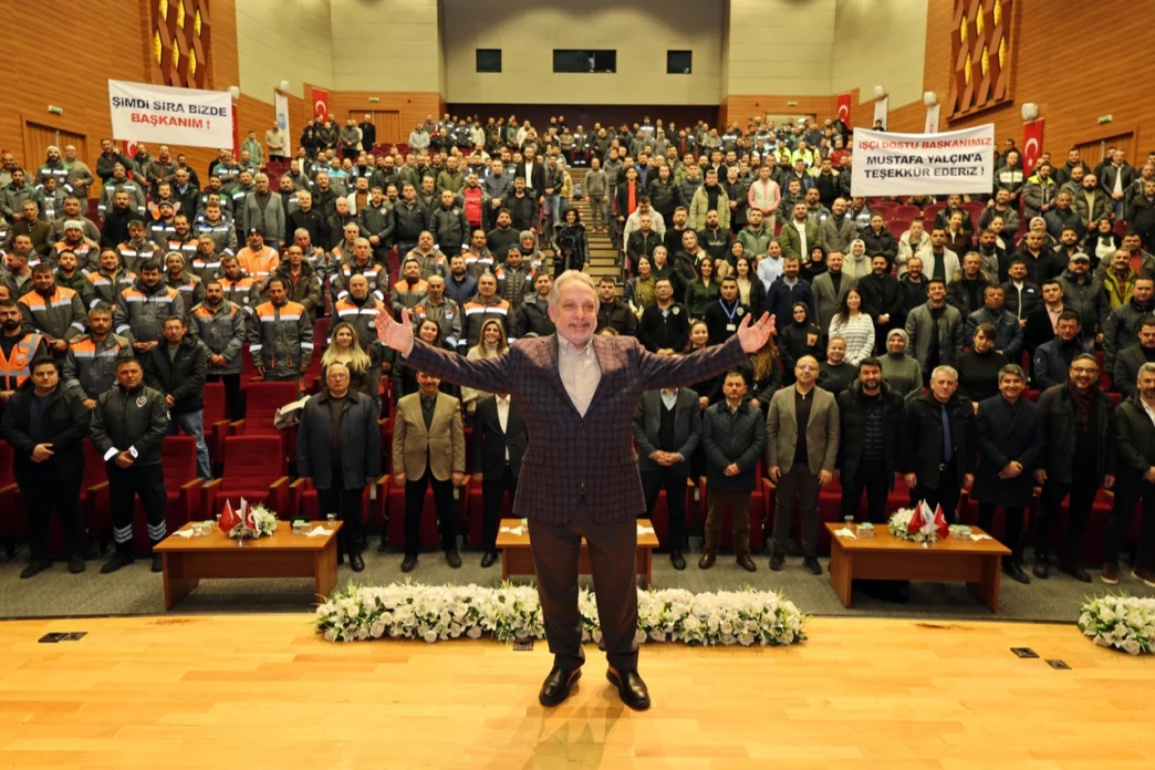 Kayseri Talas Belediyesi çalışanlarından Başkan Yalçın'a teşekkür