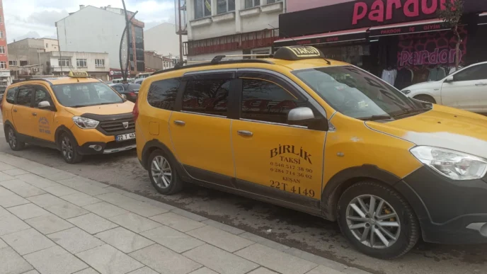 Keşan'da taksilerde indi-bindi 200 TL oldu