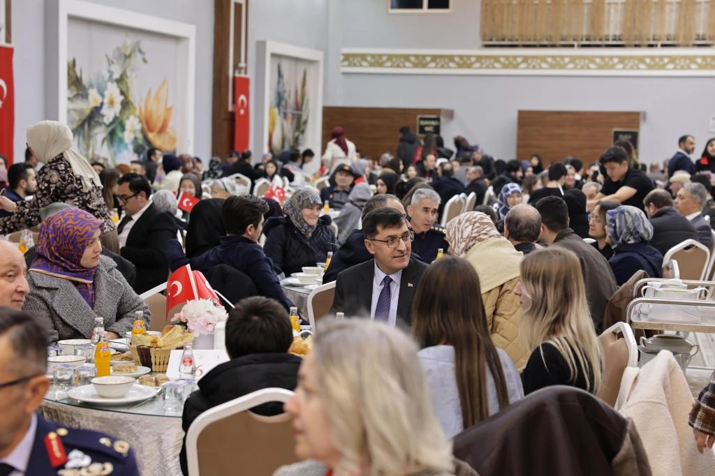 Kütahya’da şehit ve gazilere saygı iftarı