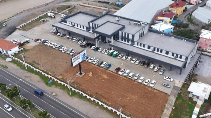Mersin Büyükşehir’in hizmet ağı Anamur’da tek çatı altında