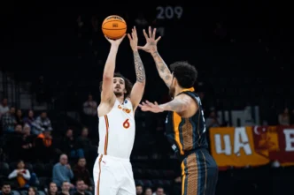 TOFAŞ, milli basketbolcu Sadık Emir Kabaca'yı kadrosuna kattı