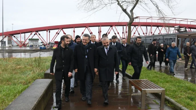 Trabzon Büyükşehir’den Arsin’e Ramazan ziyareti
