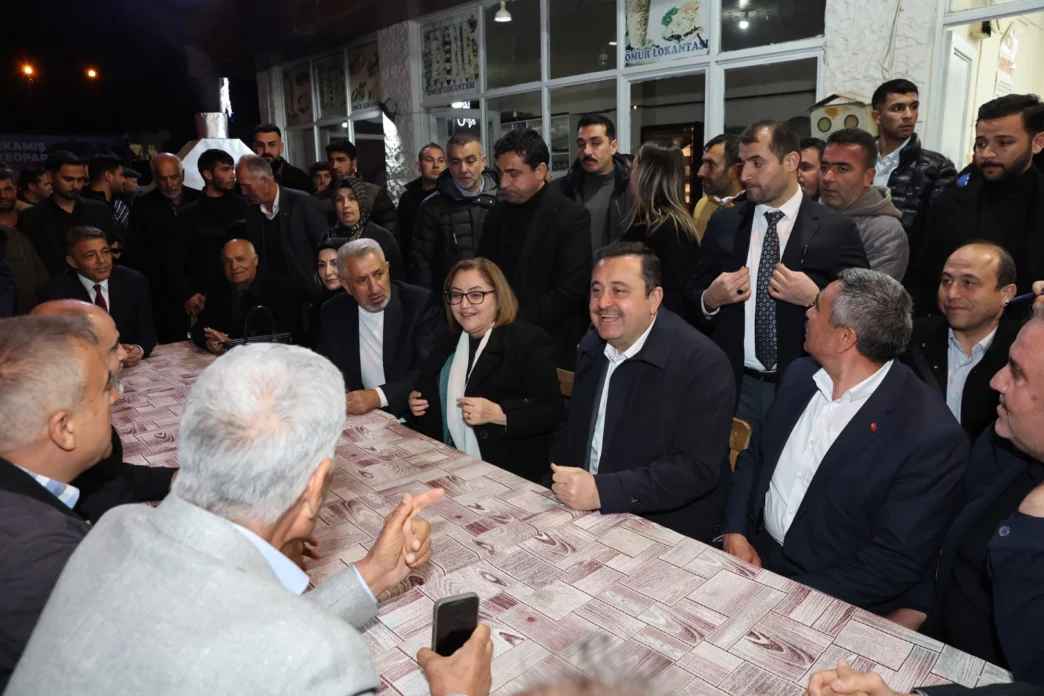 Gaziantep Karkamış'ta aynı sofrada buluştular