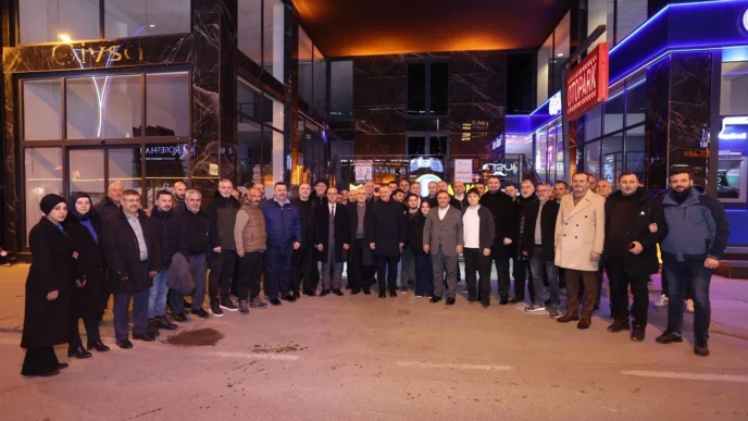 İzmitli esnaflar, Başkan Büyükakın’ı iftarda ağırladı