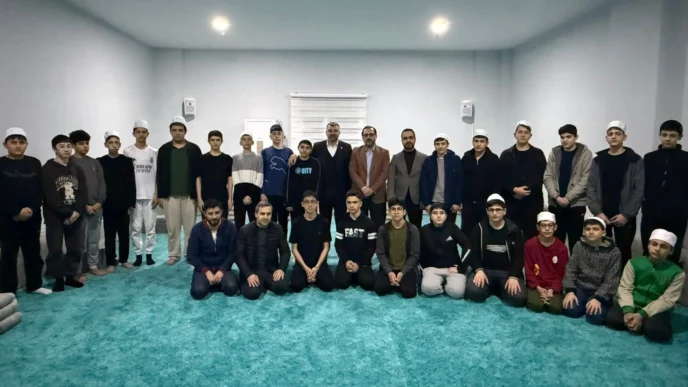 Mardin Milletvekili Faruk Kılıç, Hafız öğrencilerle sahurda buluştu