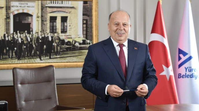 Adana Yüreğir Belediye Başkanı'na 5 yıl 3 ay hapis cezası!