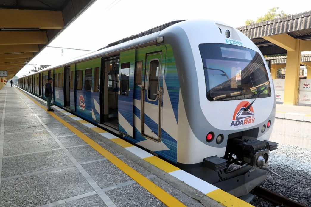 Adapazarı-Hendek arası demiryolu ulaşımı için ilk adım