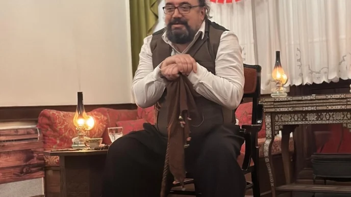 Bursalı meddah tarihi kültürel mirası geleceğe taşıyor