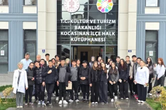 Kayseri Kocasinan'dan gençlere kitap tahlil etkinliği