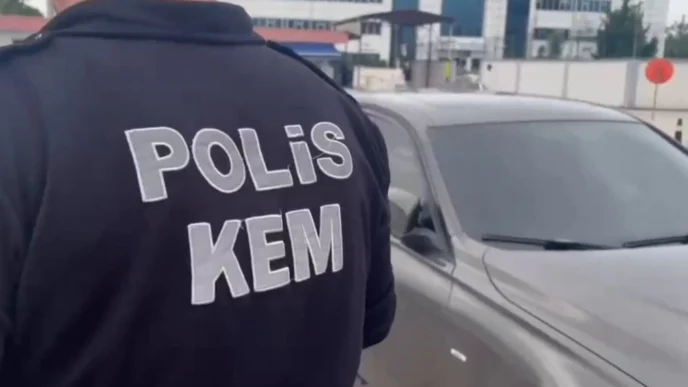 Adana’da uyuşturucu operasyonu: 2 tutuklama