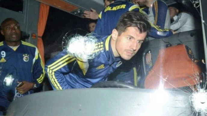Bakan Gürlek duyurdu... Fenerbahçe otobüsüne saldırı dosyasında yeni gelişme