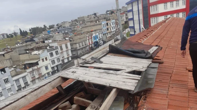 Gaziantep’te 24 okulda eğitime zorunlu ara!
