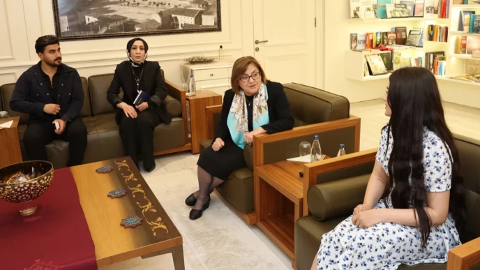 Gaziantep'te Büyükşehir'den genç öğrenciye umut olan destek