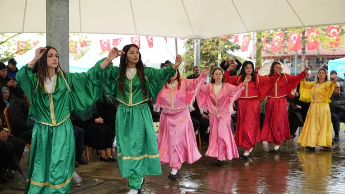 Hıdırellez, İzmit’te yağmurun bereketi ile geldi