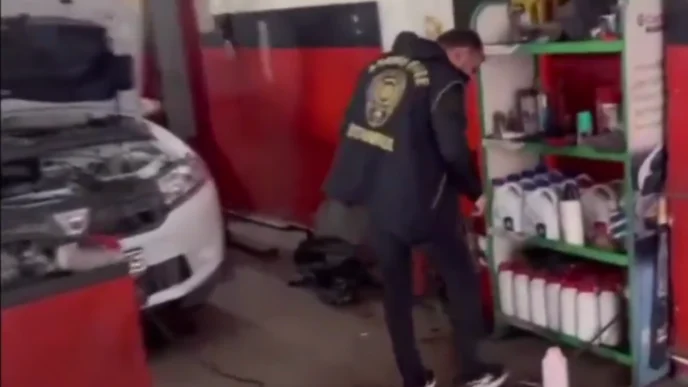 İstanbul merkezli 3 ilde 'change oto' darbesi!