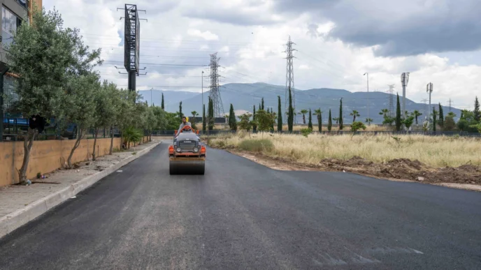 İzmir Bornova’da asfalt seferberliği
