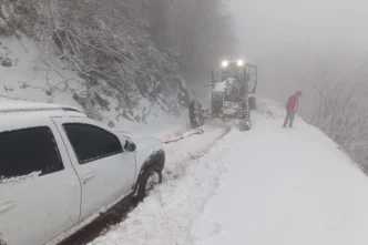 Kocaeli'de kar altında kamp keyfi tatsız bitecekti!