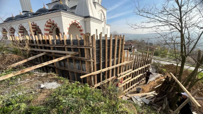 Kocaeli’de köy camileri yenileniyor