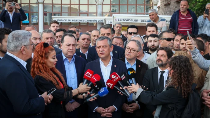 Özgür Özel’den 'erken seçim' ve 'kurultay' mesajı