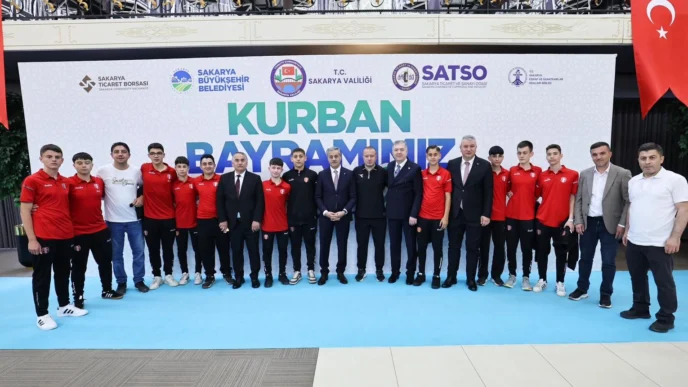 Sakarya Büyükşehir'den bayram kutlaması