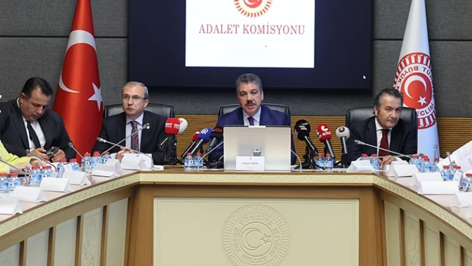 12. Yargı Paketi için Meclis’te mesai başladı... 12. Yargı Paketi Adalet Komisyonu'nda