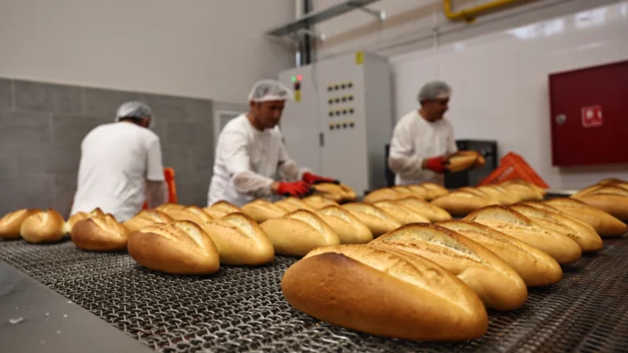 Antalya Halk Ekmek 30 milyon üretime ulaştı