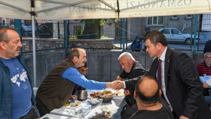 Başkan Aydın Bursa Alacahırka’nın nabzını sahada tuttu