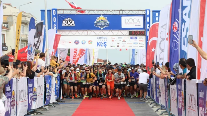 Bursa Mudanya'da 1040 sporcu tarihin izinde koştu