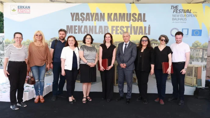 Bursa Osmangazi’de kamusal mekanlara ilham veren buluşma