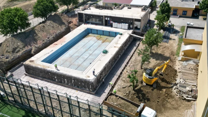 Bursa Yıldırım'a 4 mevsim havuz hazırlığı