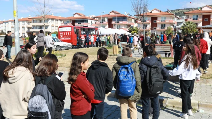 Efes Selçuk’ta öğrenci otobüsleri sezonu kapattı