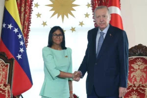 Erdoğan, Venezuela heyetini İstanbul’da kabul etti... Ticaret hedefi 3 milyar dolar